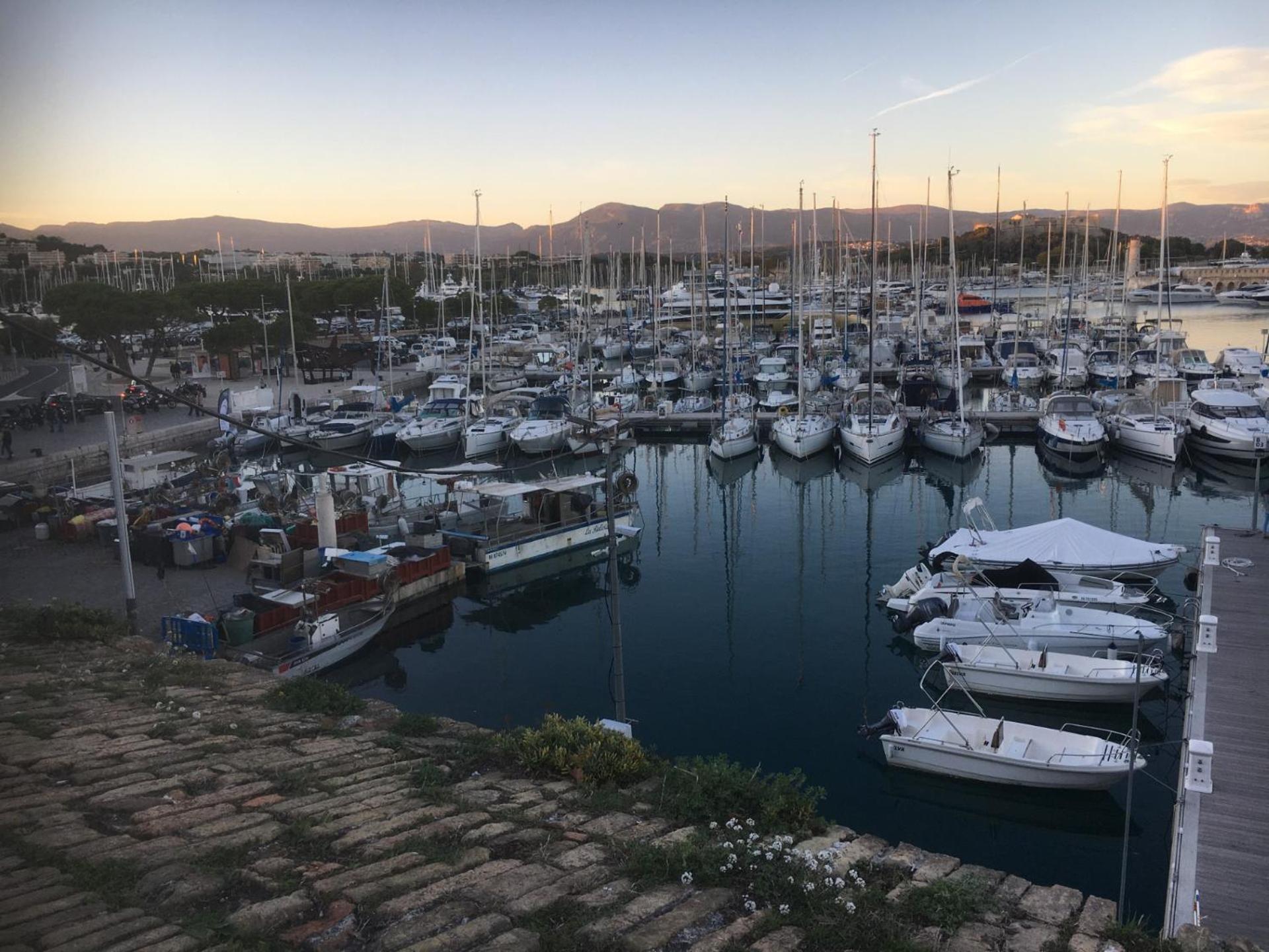 Sejour De Reve Avec Parking Inclus * Antibes